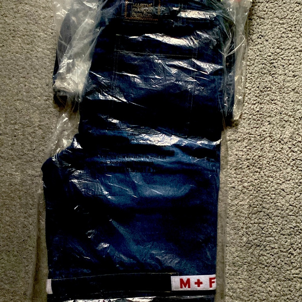 Marithe Francois Girbaud baggy jeans shorts sizes 36 to 40